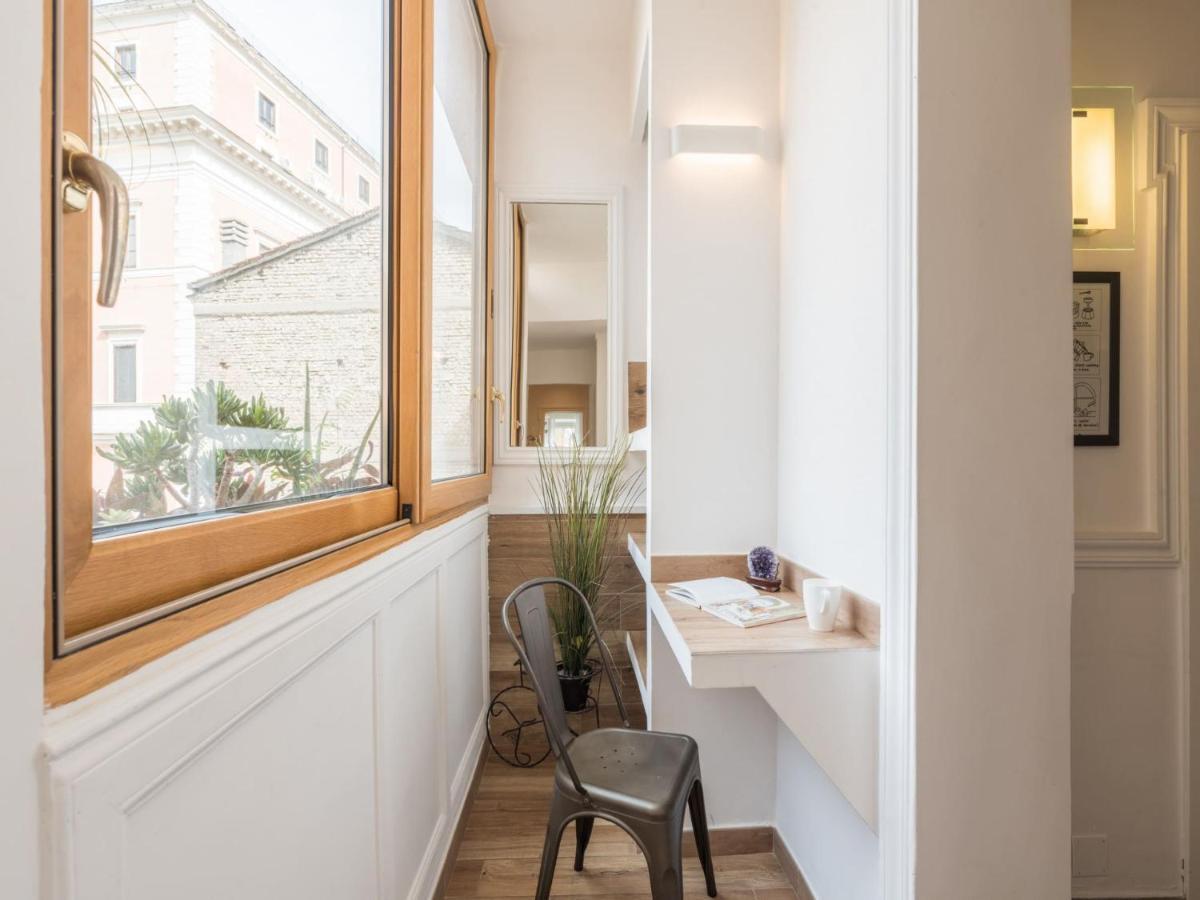 The Best Rent - Elegant Three-Bedroom Apartment A Few Steps From Fontana Di Trevi Экстерьер фото