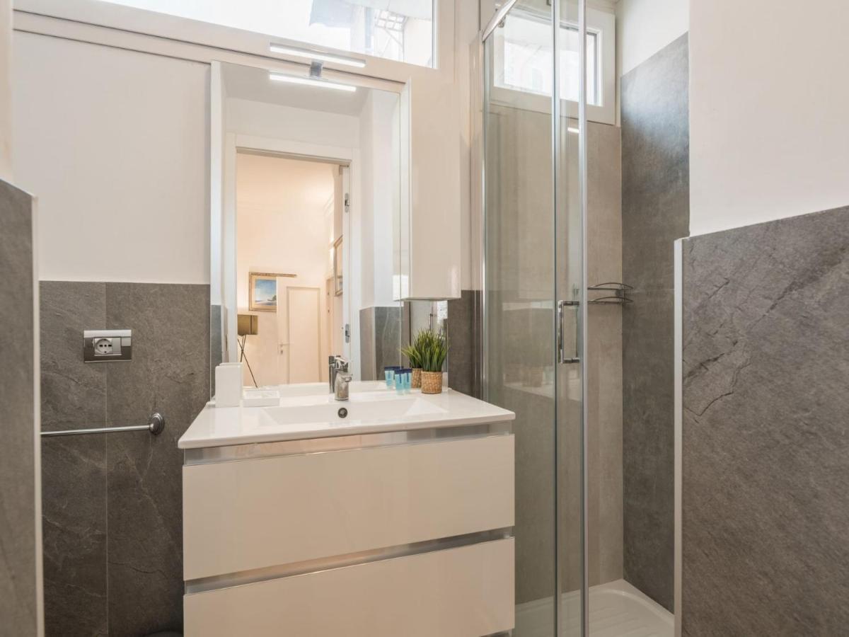 The Best Rent - Elegant Three-Bedroom Apartment A Few Steps From Fontana Di Trevi Экстерьер фото
